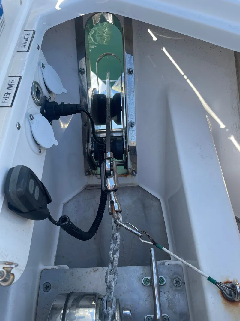 Slide: The Image of Pursuit S 358 Sport 2024 - 43