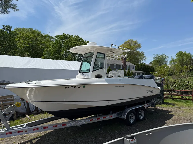 Slide: The Image of Boston Whaler 250 Outrage 2010 - 2