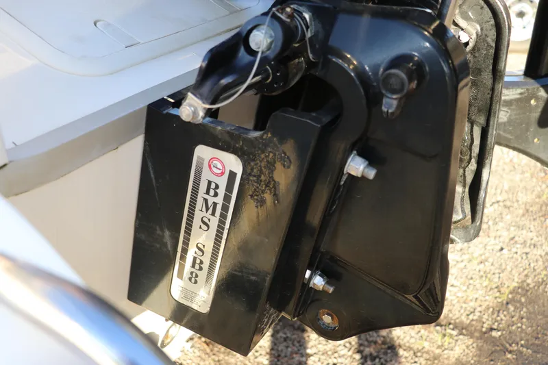 Slide: The Image of Close-up of a 2016 Sea Born FX21 Bay boat component with BMS SB8 label. - 30