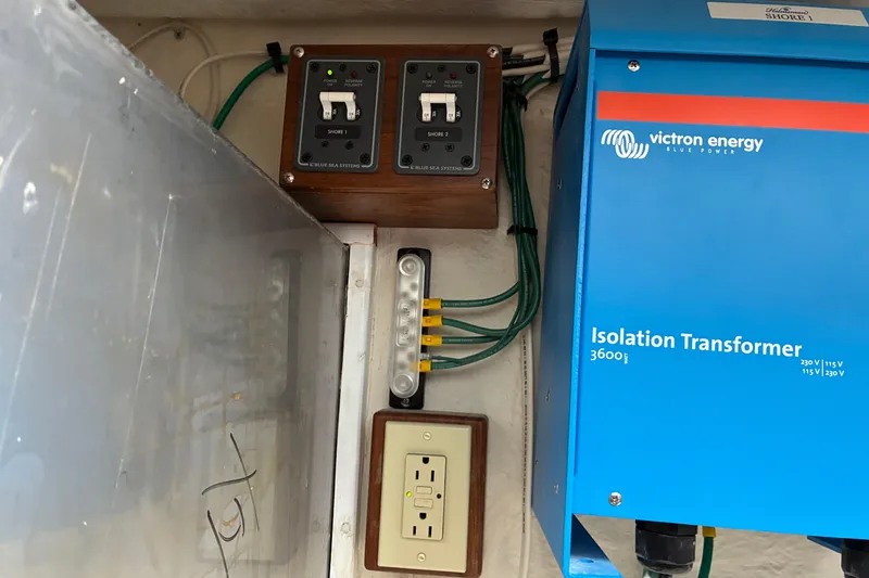 Slide: The Image of Helmsman Trawlers 43E PILOTHOUSE with Victron Energy isolation transformer. - 50
