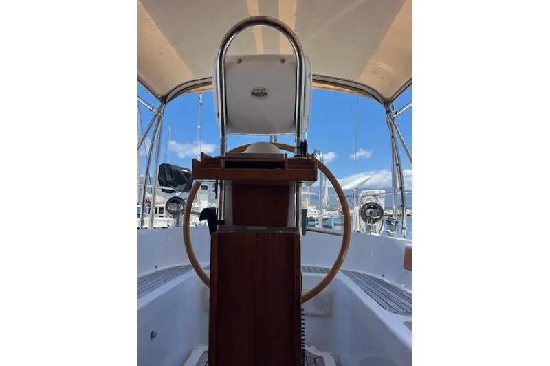 Slide: The Image of Sailboat mast and rigging on 1986 Liberty 49, docked in marina. - 31