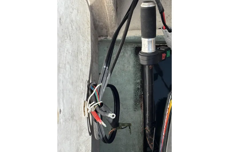 Slide: The Image of Tangled wires and handle in a Flying Tiger FT-10M boat, 2007 model. - 28