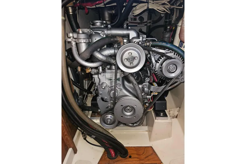 Slide: The Image of Engine of 2003 Pacific Seacraft Dana 24 sailboat, detailed view. - 29