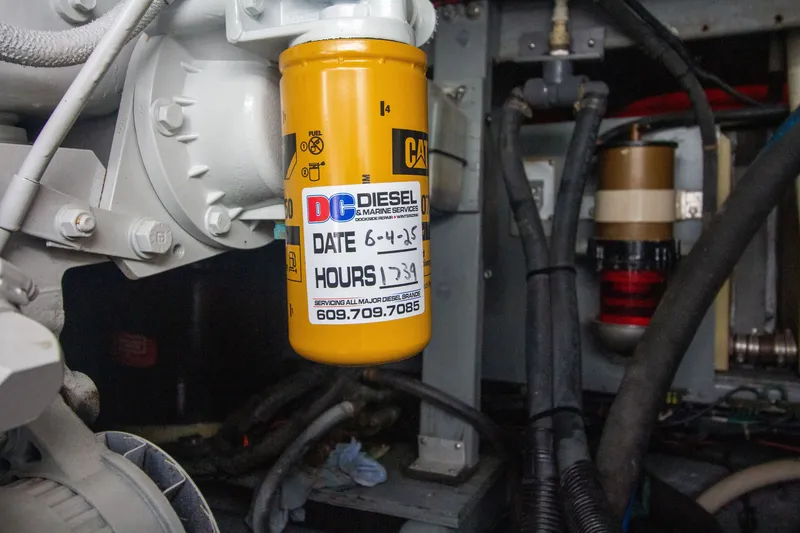 Slide: The Image of Sea Ray 440 Express Bridge 1993 - 61