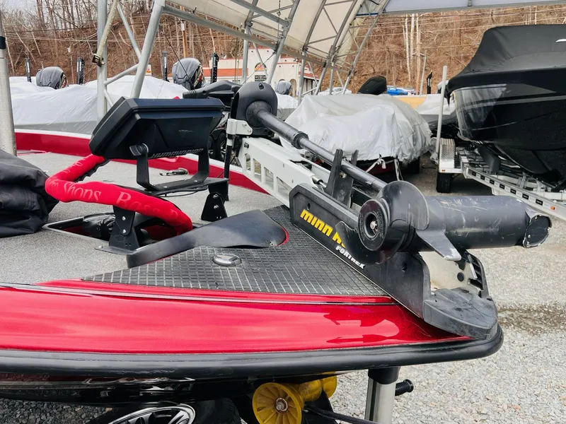 Slide: The Image of Triton 18 TrX 2015 - 13