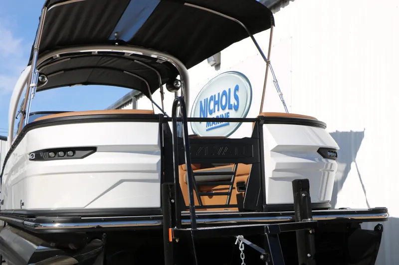 Slide: The Image of 2026 Sylvan G5 LZ DH Platinum Edition Tri-Toon boat at Nichols Marine. - 54