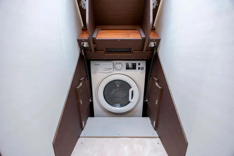 Slide: The Image of 2023 Prestige 520 - Image 50 - 50