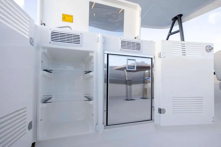 Slide: The Image of 2023 Prestige 520 - Image 55 - 55