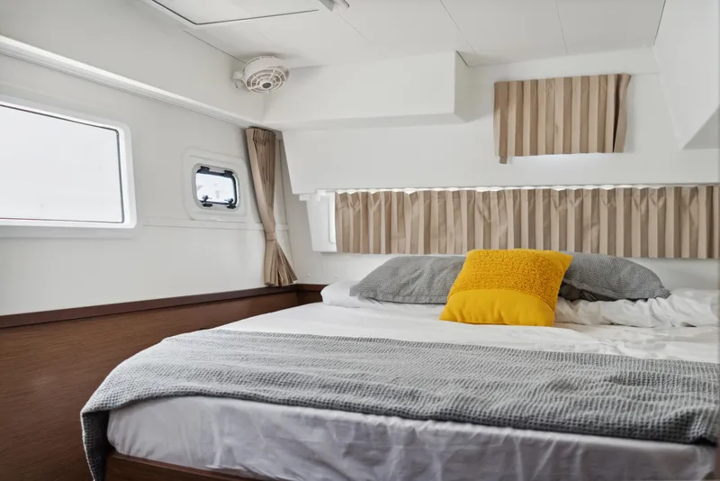 Slide: The Image of Lagoon 42 2019 - 103