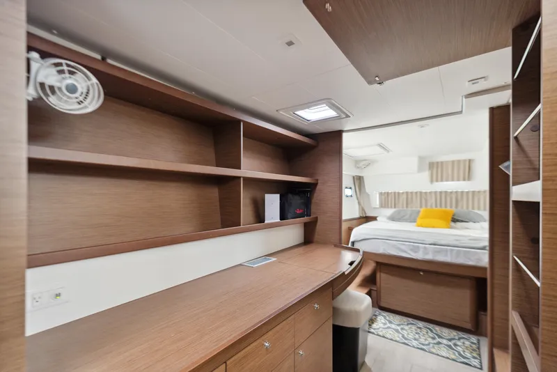 Slide: The Image of Lagoon 42 2019 - 106