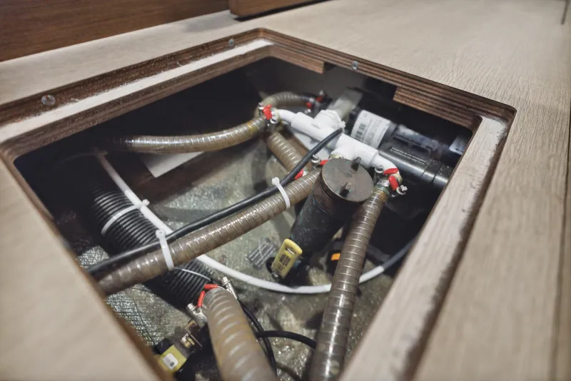 Slide: The Image of Lagoon 42 2019 - 120