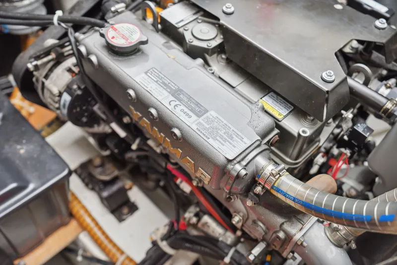 Slide: The Image of Lagoon 42 2019 - 128