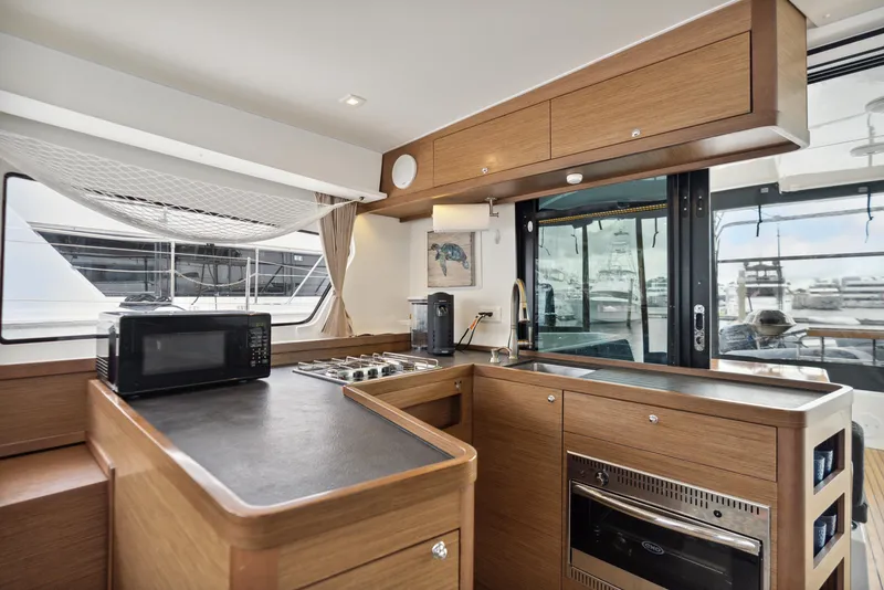 Slide: The Image of Lagoon 42 2019 - 73