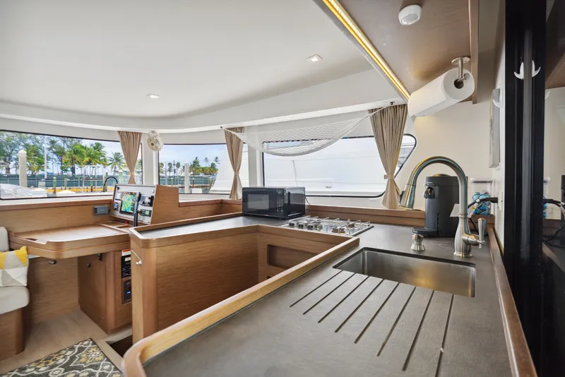 Slide: The Image of Lagoon 42 2019 - 74