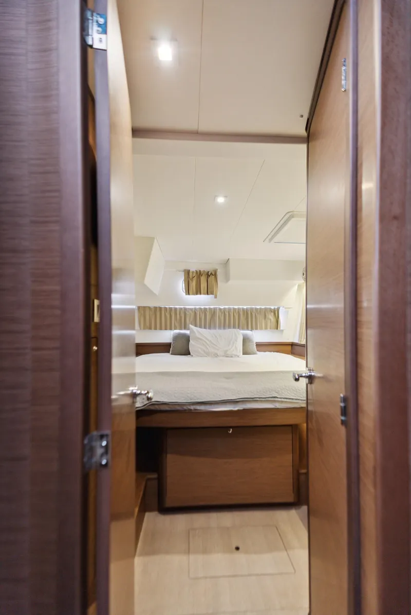 Slide: The Image of Lagoon 42 2019 - 82