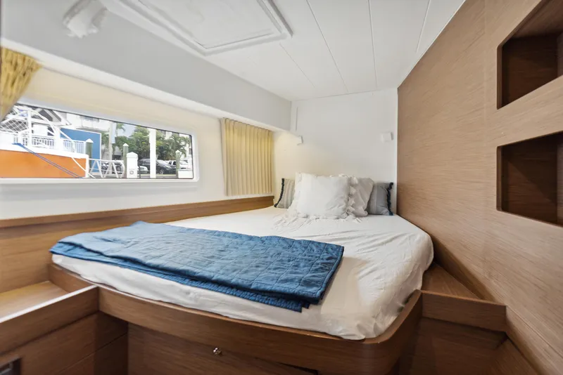 Slide: The Image of Lagoon 42 2019 - 91