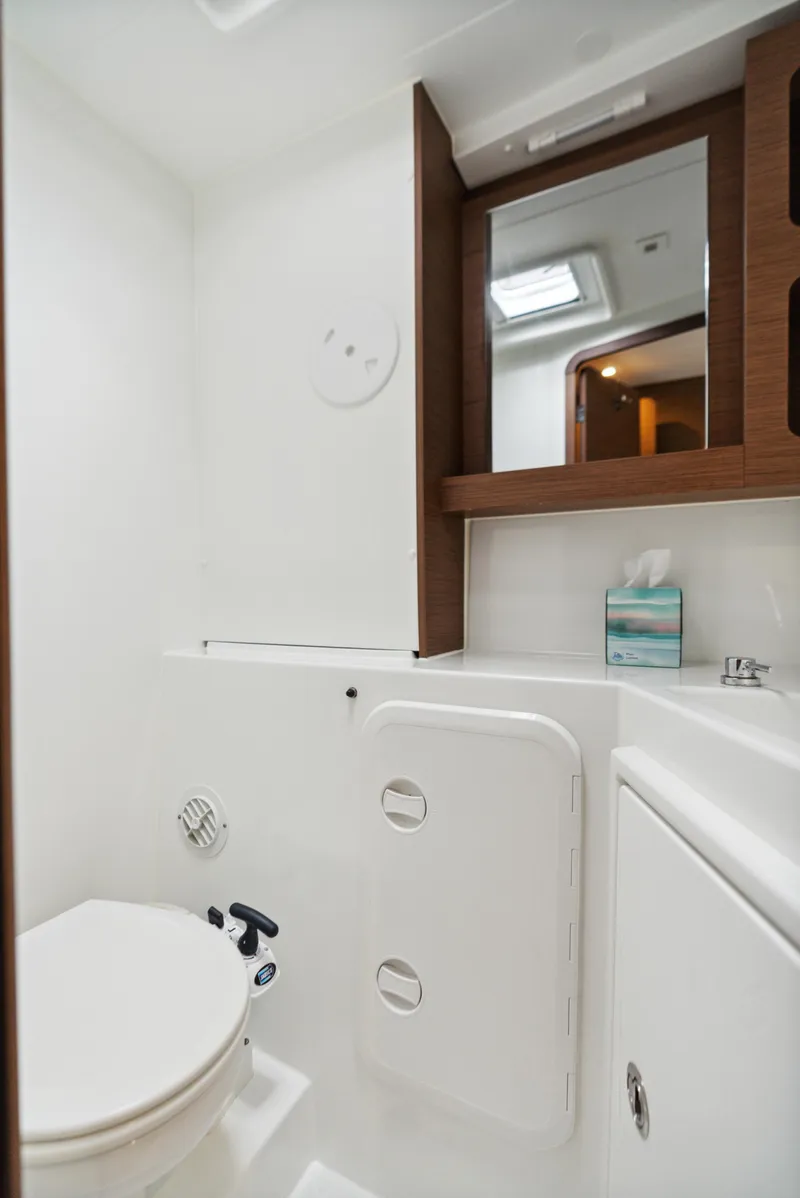 Slide: The Image of Lagoon 42 2019 - 94