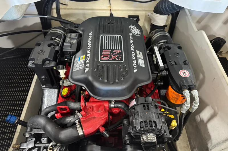 Slide: The Image of Volvo Penta 5.7 GXI engine in a 2006 Monterey 234FS boat. - 17