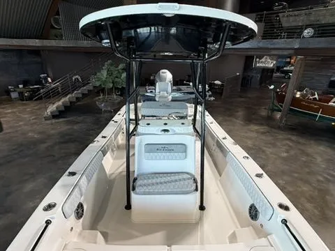 Slide: The Image of Sea Chaser 26 LX 2026 - 19