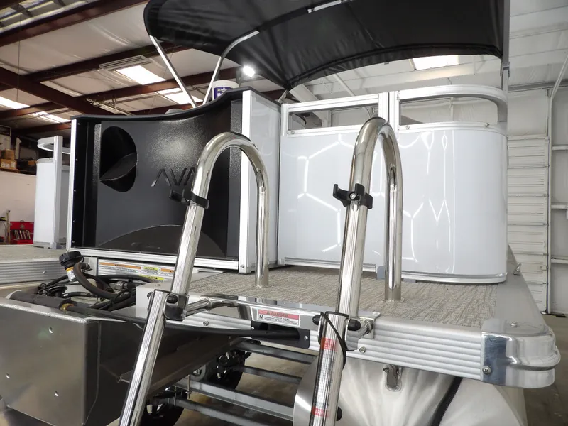 Slide: The Image of Avalon Venture 85 Rear Fish - 21' 2026 - 14