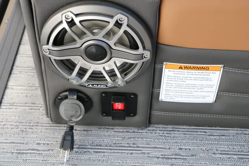 Slide: The Image of Sylvan G5 LZ DH Platinum Edition Tri Toon 2026 - 46