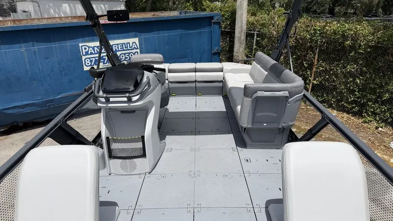 Slide: The Image of Sea-Doo Switch Sport™ 21 - 300 Hp Galvanized 2026 - 23