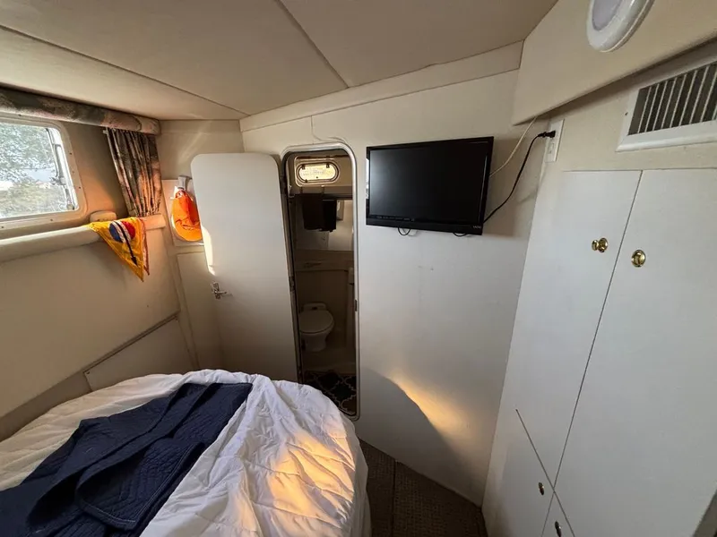 Slide: The Image of Cruisers Yachts 3650 Aft Cabin 1997 - 12