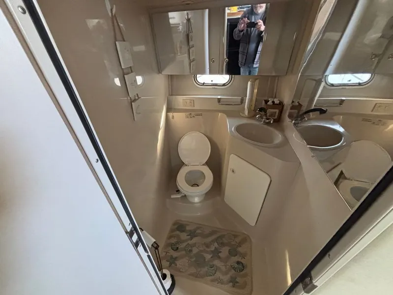 Slide: The Image of Cruisers Yachts 3650 Aft Cabin 1997 - 15