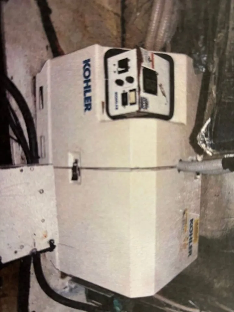 Slide: The Image of Cruisers Yachts 3650 Aft Cabin 1997 - 19