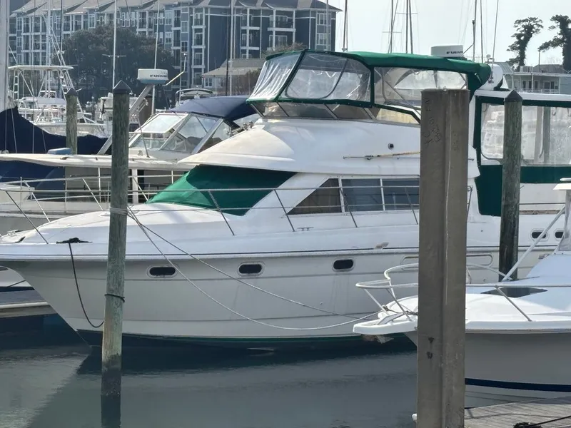 Slide: The Image of Cruisers Yachts 3650 Aft Cabin 1997 - 20