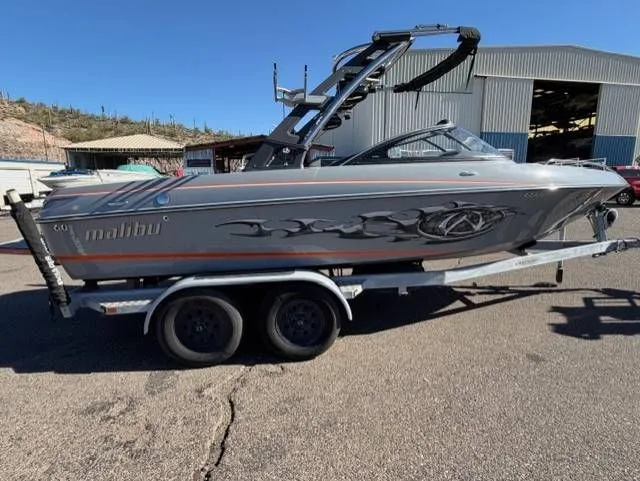 The Image of Malilbu Wakesetter 23 LSV 2006 - 1