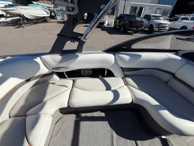 Slide: The Image of Malilbu Wakesetter 23 LSV 2006 - 11