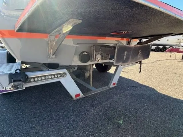 Slide: The Image of Malilbu Wakesetter 23 LSV 2006 - 13