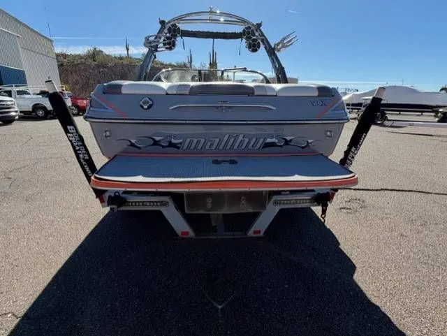 Slide: The Image of Malilbu Wakesetter 23 LSV 2006 - 17