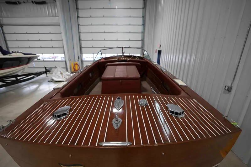 Slide: The Image of Grand Runabout 1985 - 18