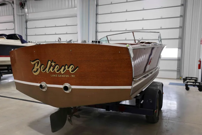 Slide: The Image of Grand Runabout 1985 - 22