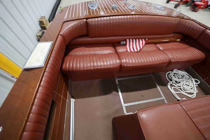 Slide: The Image of Grand Runabout 1985 - 6