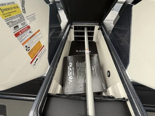 Slide: The Image of Lund 202 PRO-V GL Sport 2026 - 24