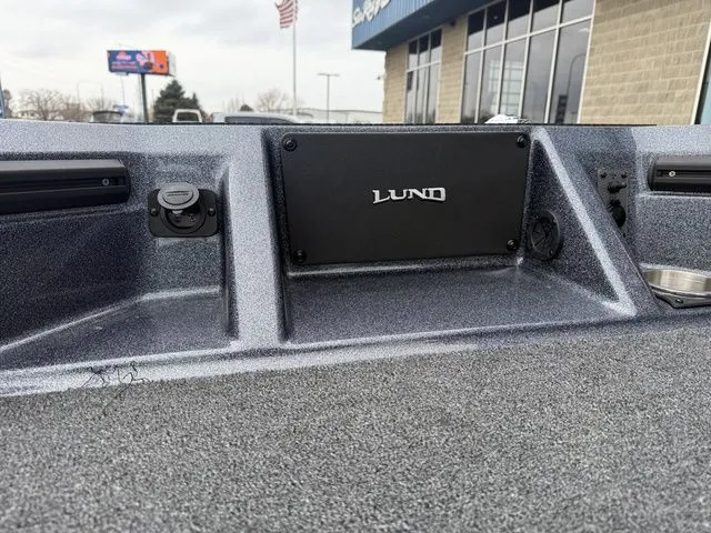 Slide: The Image of Lund 202 PRO-V GL Sport 2026 - 29