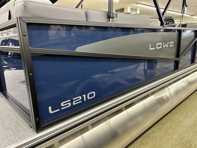 Slide: The Image of Lowe LS 210 WT 2026 - 12