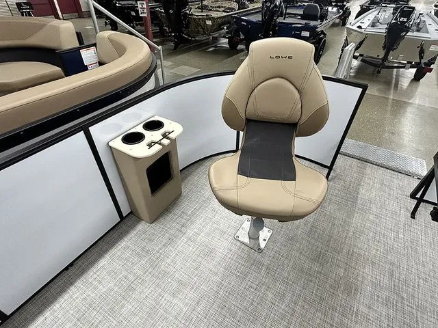 Slide: The Image of Lowe LF 214 2026 - 9