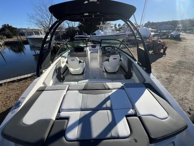 Slide: The Image of Chaparral 21 SSi OB 2026 - 12