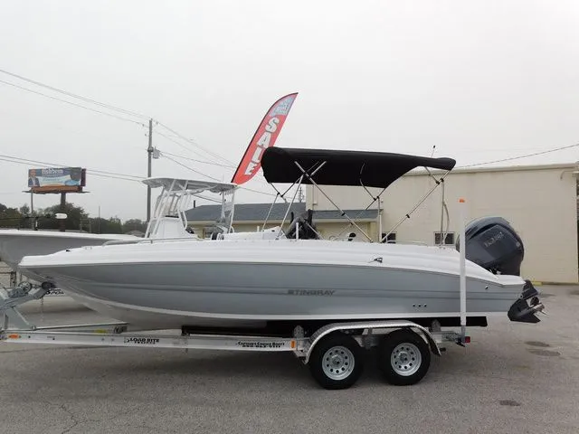 Slide: The Image of Stingray 212 SC 2026 - 4