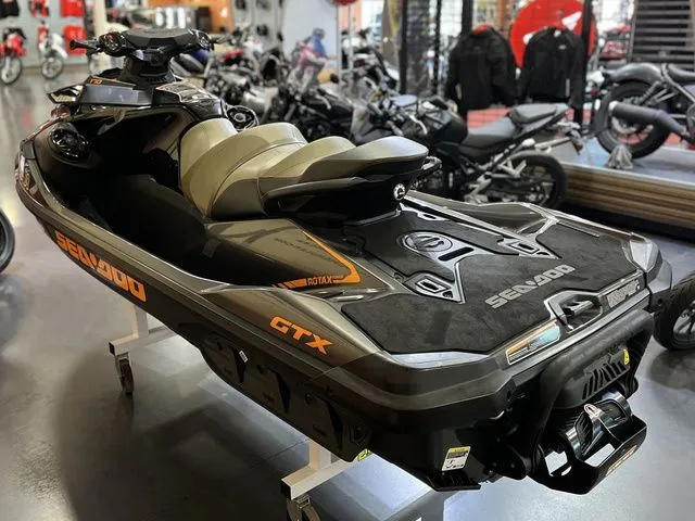 Slide: The Image of Sea-Doo GTX 170 iBR, iDF with Audio 2022 - 12