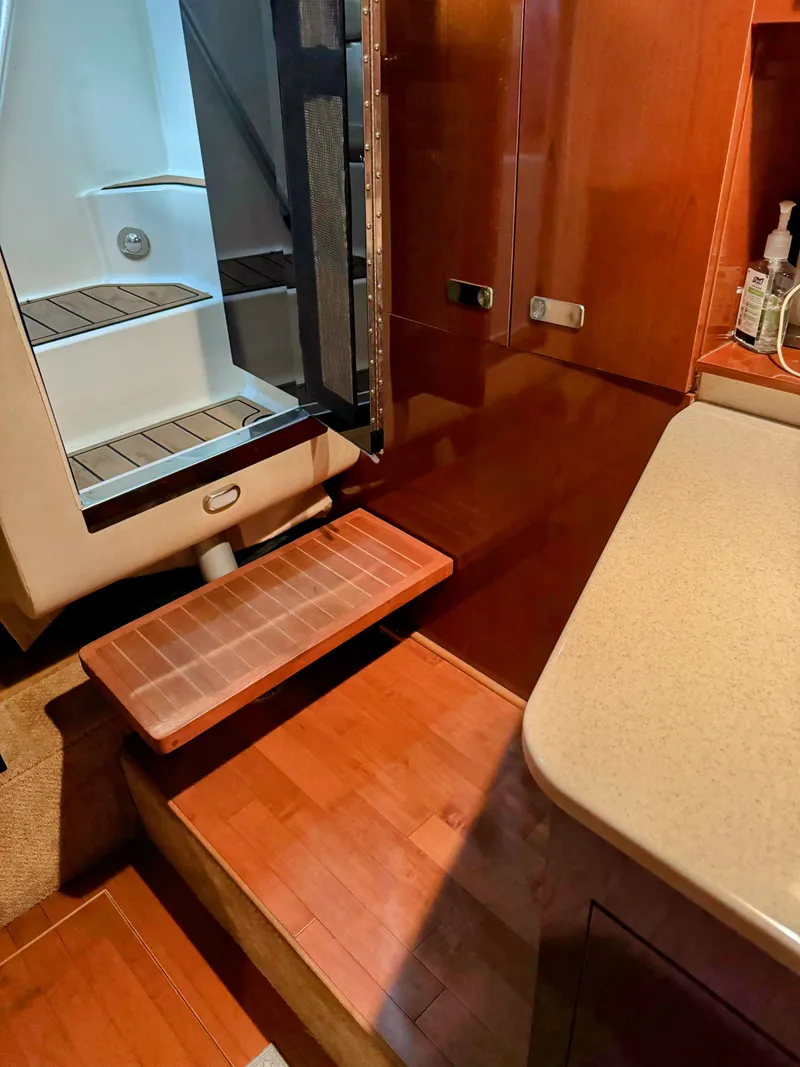 Slide: The Image of Sea Ray Sundancer 310 2010 - 24