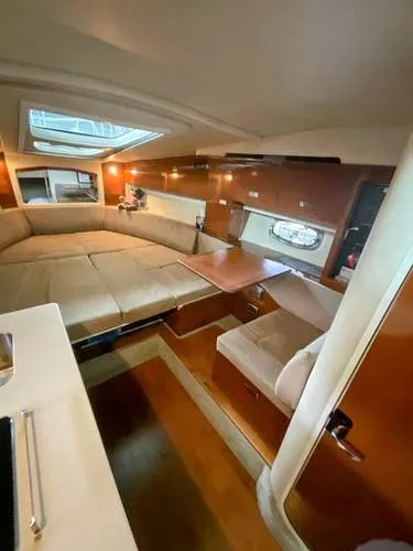 Slide: The Image of Sea Ray Sundancer 310 2010 - 17