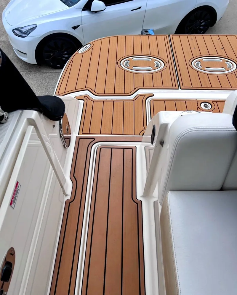 Slide: The Image of Sea Ray Sundancer 310 2010 - 13