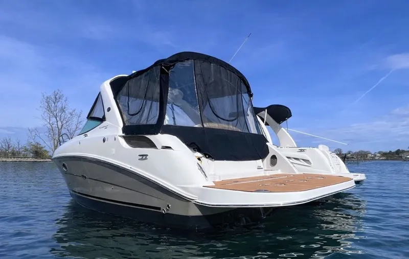 Slide: The Image of Sea Ray Sundancer 310 2010 - 2