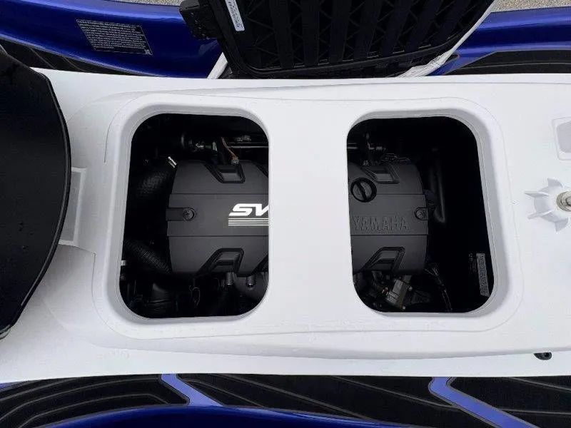 Slide: The Image of Yamaha Waverunner GP SVHO w/ Audio 2025 - 17
