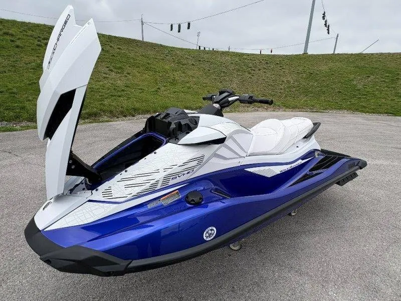 Slide: The Image of Yamaha Waverunner GP SVHO w/ Audio 2025 - 22